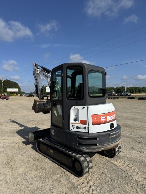 E32 Bobcat Excavator  #6490 - Image 2