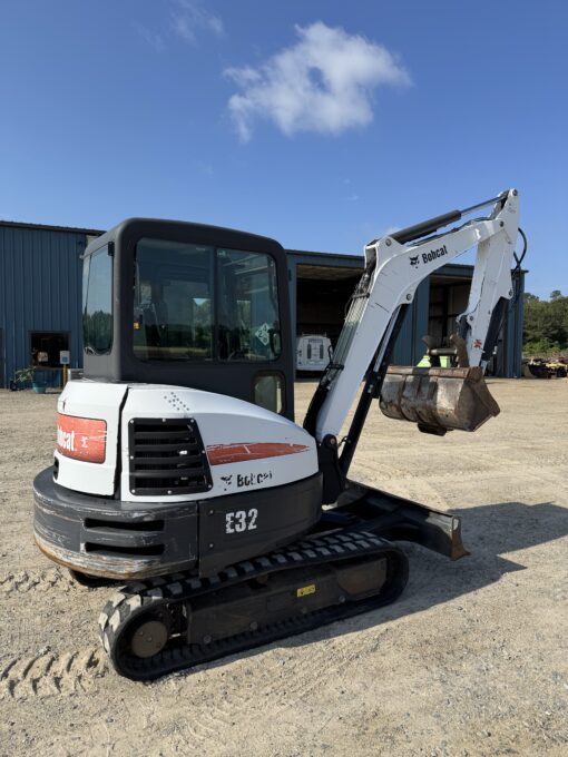 E32 Bobcat Excavator  #6490 - Image 3
