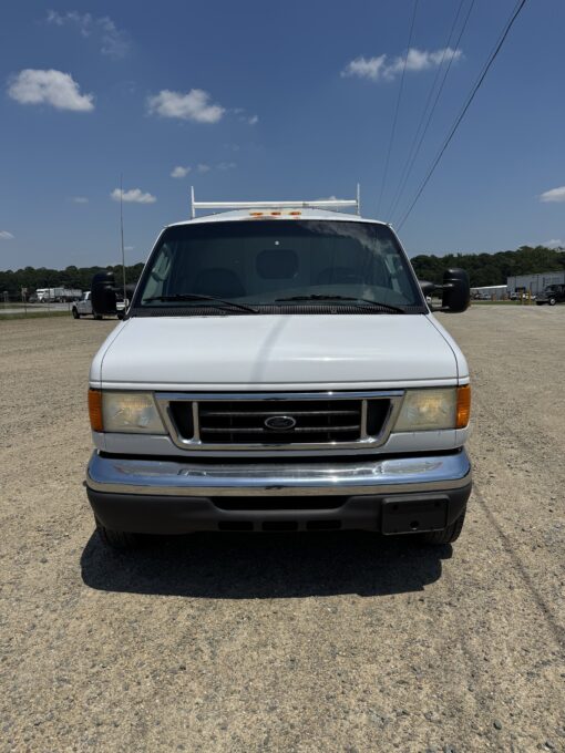 2006 Ford E350 Work Van - Image 3