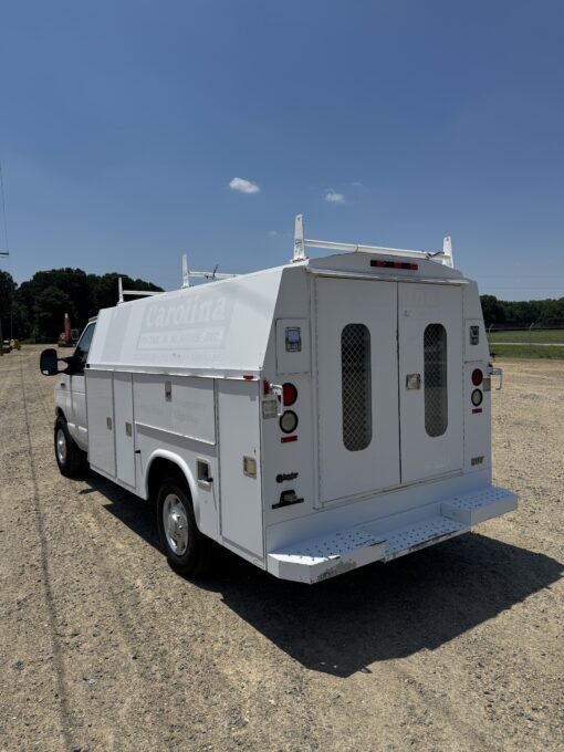 2006 Ford E350 Work Van - Image 6