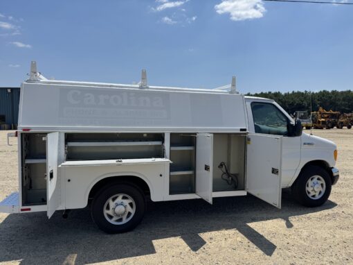 2006 Ford E350 Work Van - Image 9