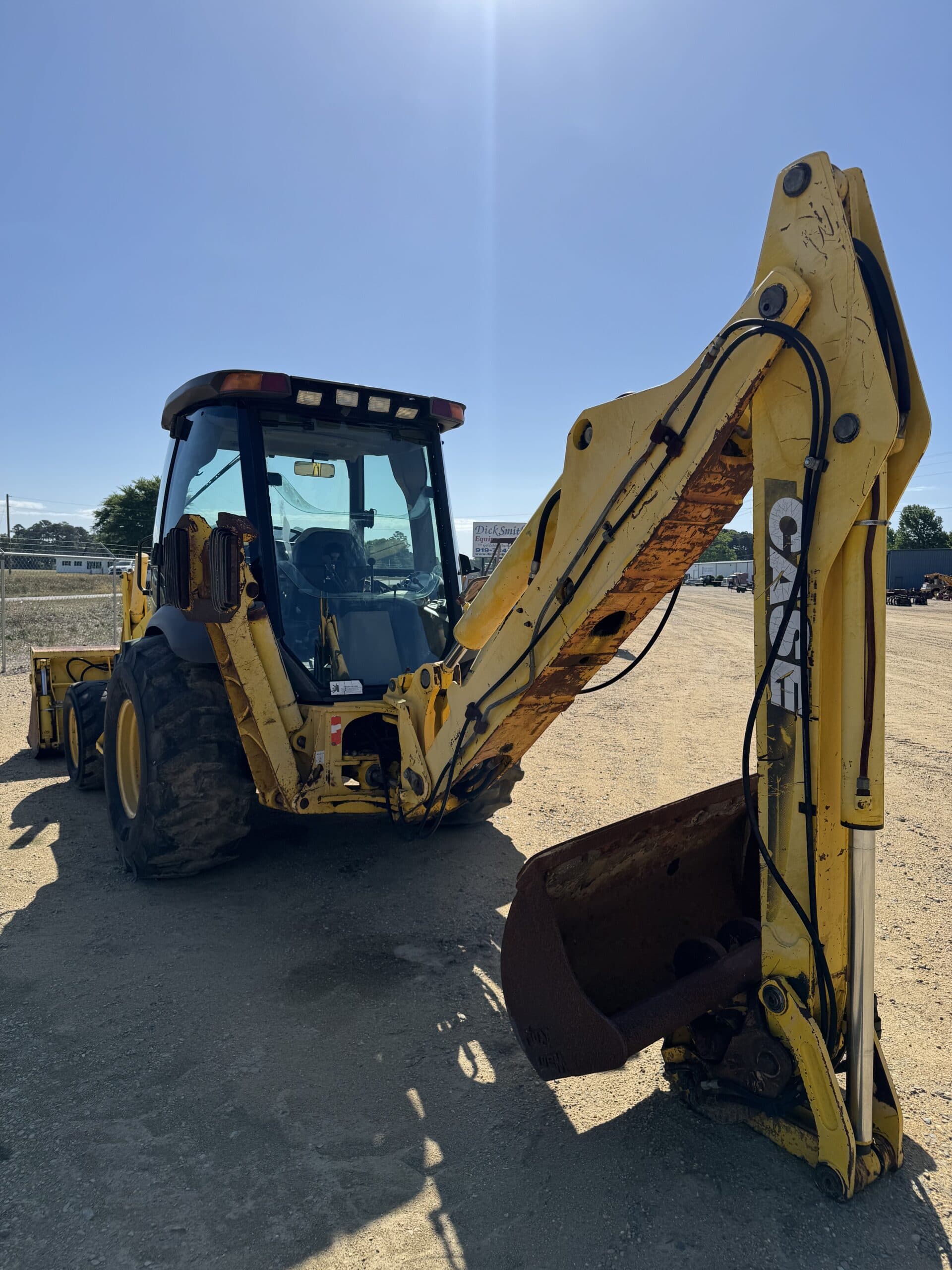 Case 590 Backhoe | Dick Smith Equipment Inc.